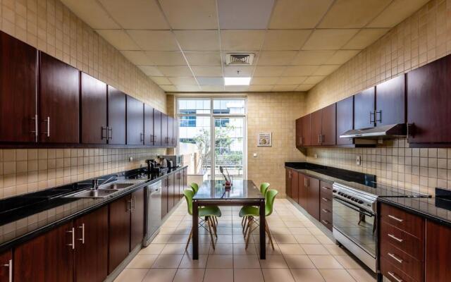 Peaks Apartments Dubai Marina