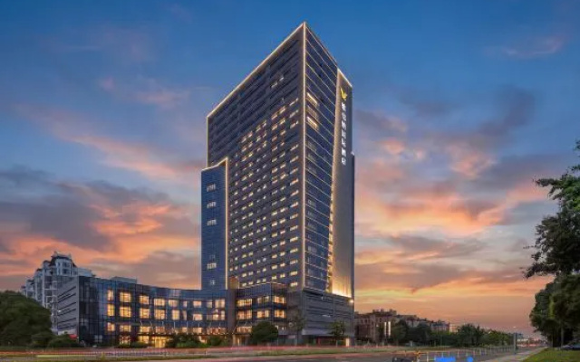 Vienna International Hotel (Ningbo Xiangshan Wanda Plaza Branch) – Outside – Ningbo