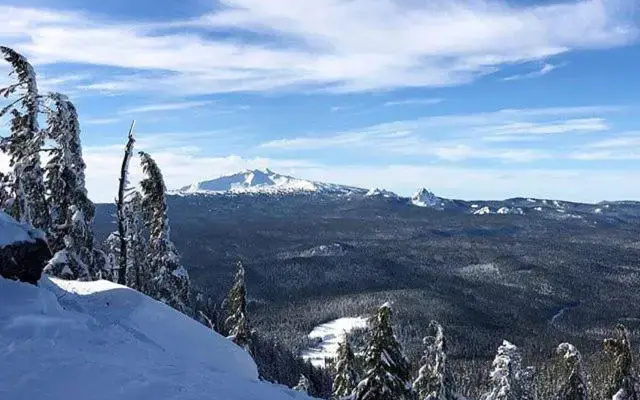 Westfir Lodge