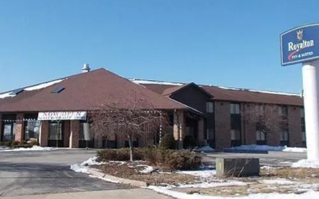 Baymont Inn and Suites