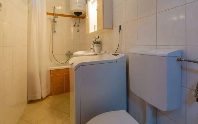 Apartment MLADEN