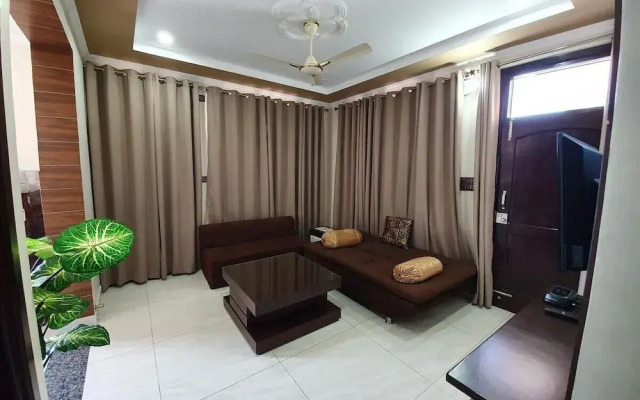 Touristen Holiday Home