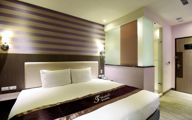 J Hotel