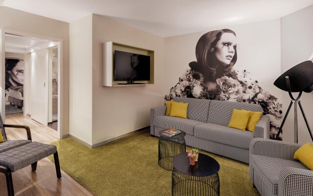 Hotel Indigo Düsseldorf - Victoriaplatz by IHG
