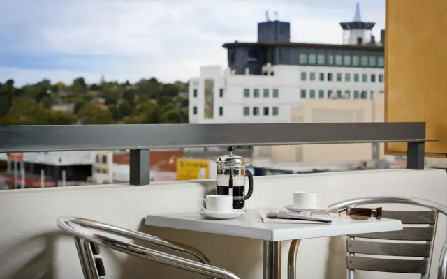 Park Avenue - IKON Glen Waverley