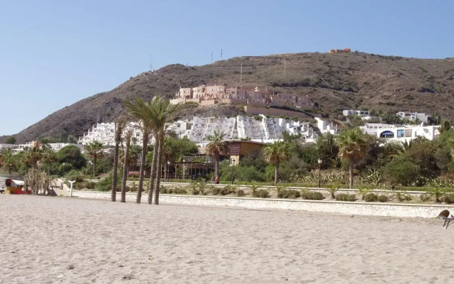 3 Bed Apartment to Rent in Mojacar, Spain
