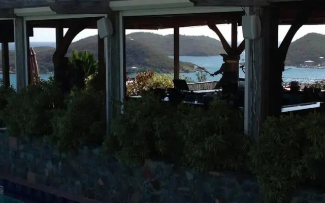 The Inn at Blackbeard's Castle