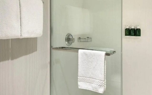 Sonesta Select Newport Middletown Hotel