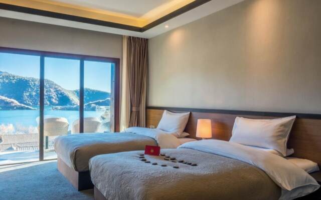 Shilily Travelling Hotel Lugu Lake