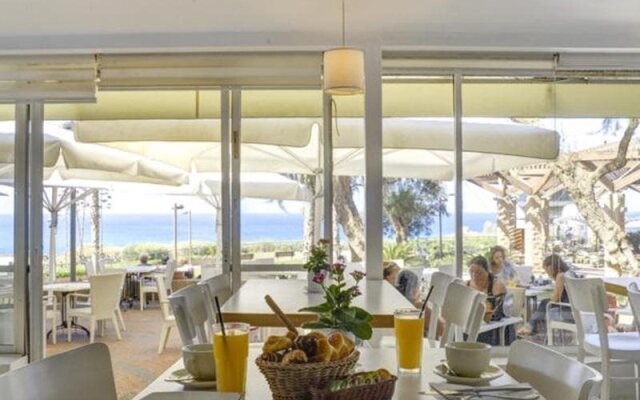Residence Beach Hotel