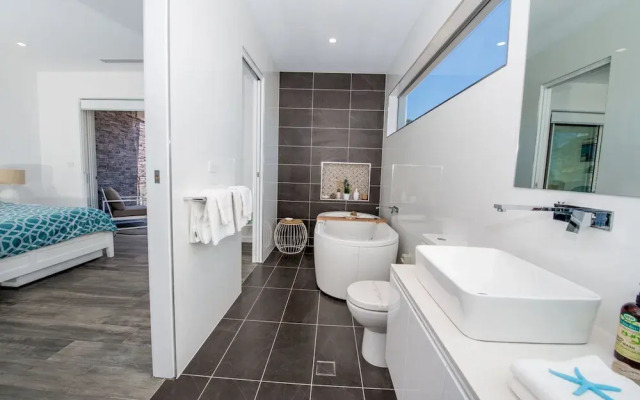 Bluewater Splendour - the Ultimate Beach Home