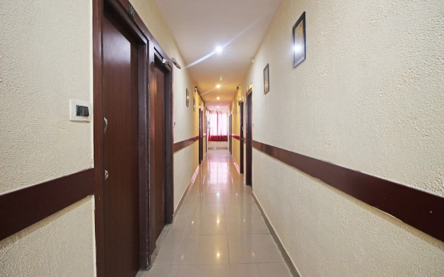 OYO 9632 Hotel Prestige Residency