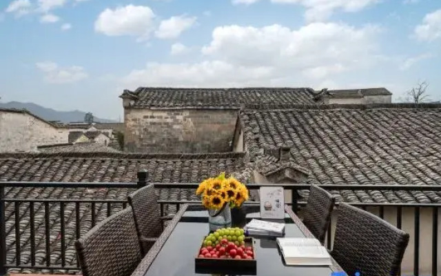 Yike Boutique Hotel