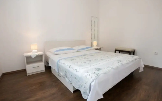 Elegant Lovran Apartment With Sea View