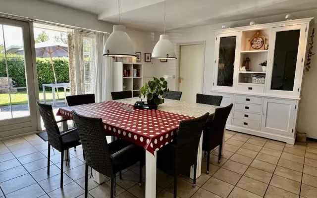 Holiday Bungalow in Sint Maartenszee
