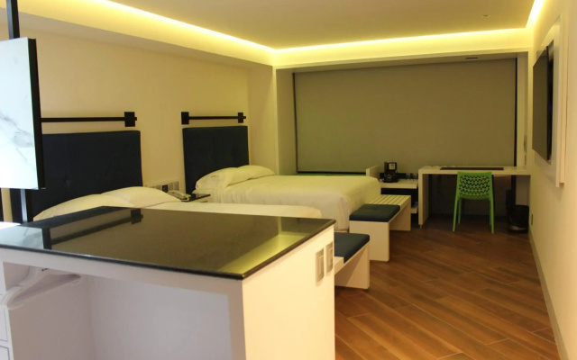 Grand Prix-WeEnjoyHotels-Aeropuerto