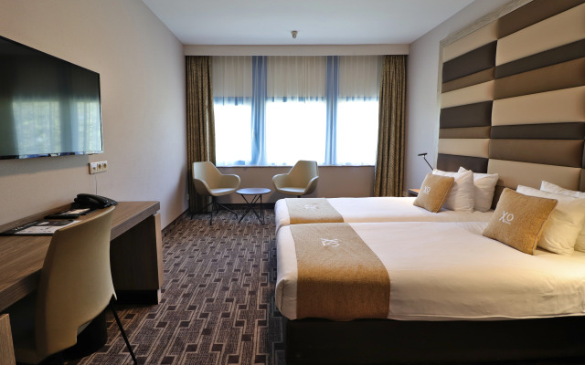 XO Hotels Blue Square