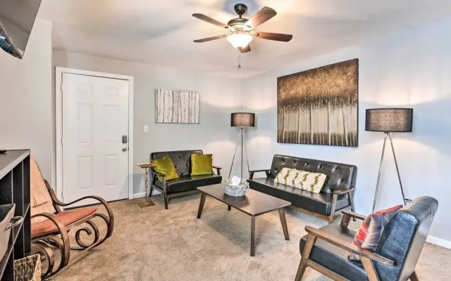 Cozy Galveston Apartment - Walk to Beach & Dining