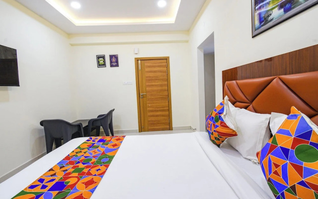 Fabhotel Navya Grand