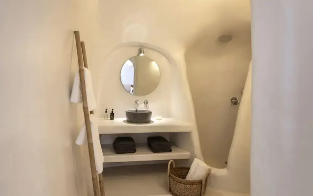Bluedome Cavehouses by Otium Villas