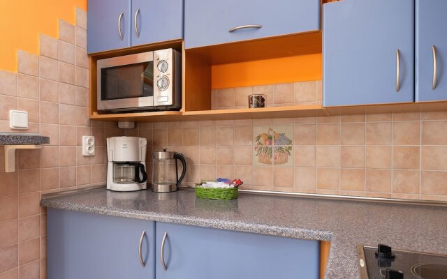 Apartment With Balcony by Renters