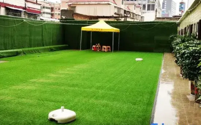 Youth E-sports Hotel