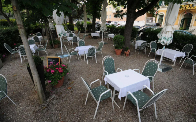 Hotel Bergwirt Schönbrunn