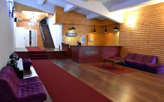 Hotel and winery LOZAR