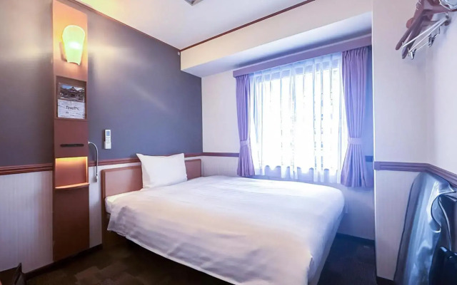 Camden Court Hotel