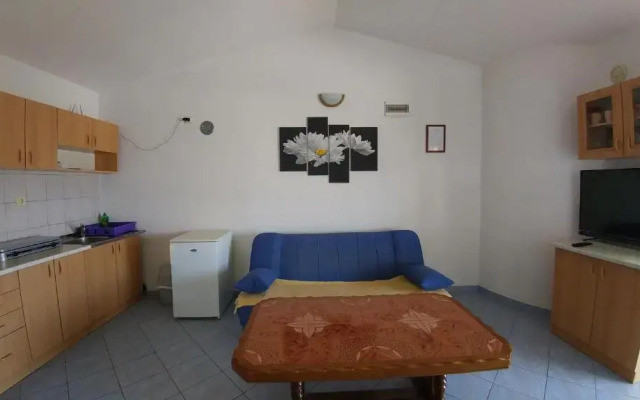 Apartments Ayla
