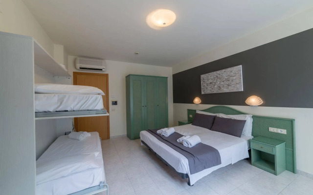 Hotel Airone