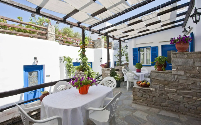Stefano Apartments