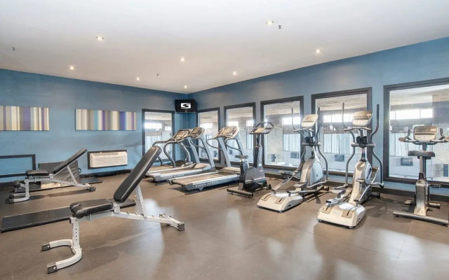 Sandman Hotel & Suites Kelowna