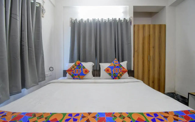 Fabexpress Amar Raj Villa