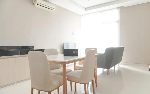 Best Homey And Nice 2Br At Ciputra International Apartment