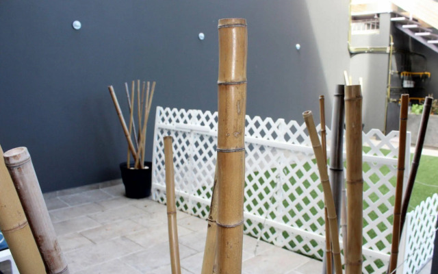 IRIS Studios & Apartments