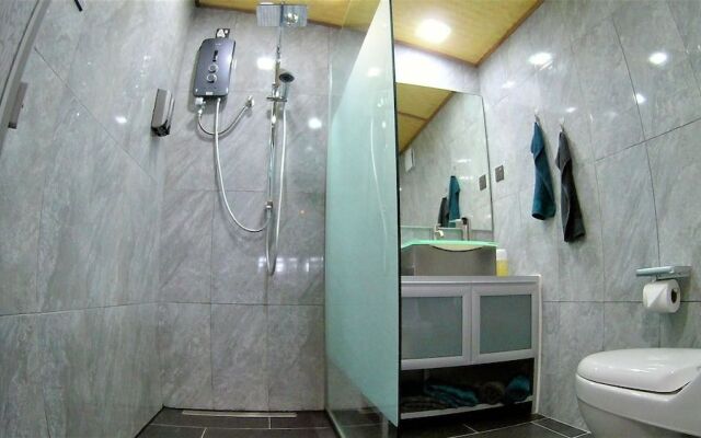 Sabandy House