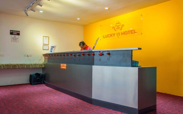 Lucky 11 Hotel