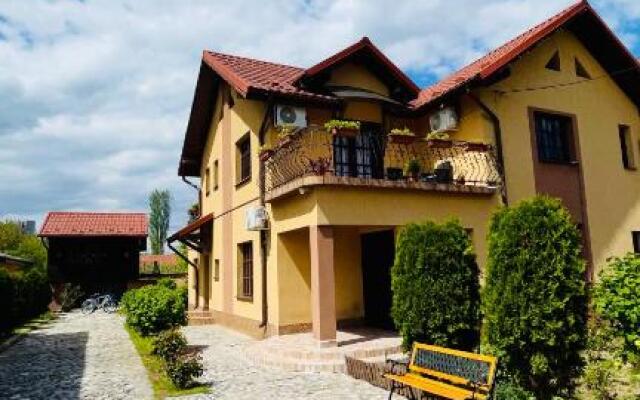LETO House