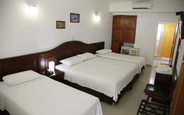 Hotel Los Puentes