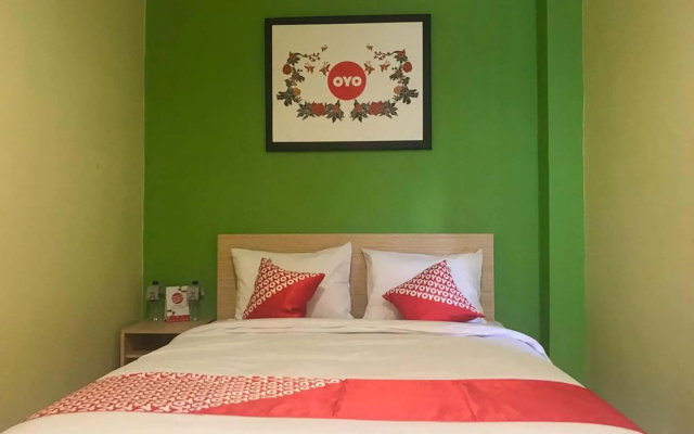 OYO 1095 Rap Hotel – Guest Rooms – Balige