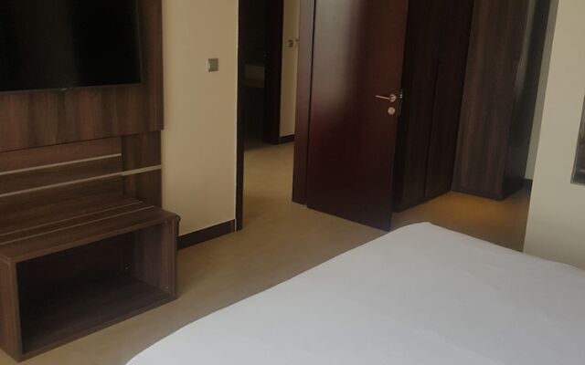 Golden Tulip Agulu Lake Hotel & Resort