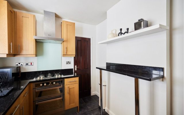The London Wonder - Adorable 2bdr Flat With Patio