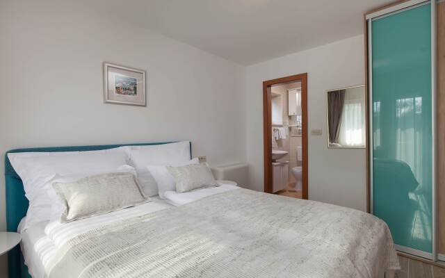 Aparthotel Pharia