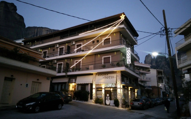 Toti Boutique Rooms