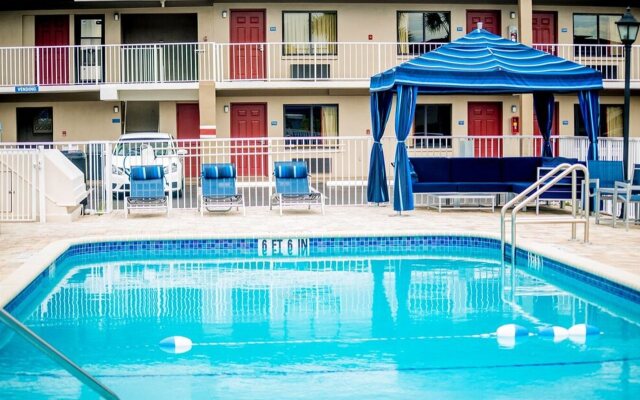 Hotel South Tampa & Suites