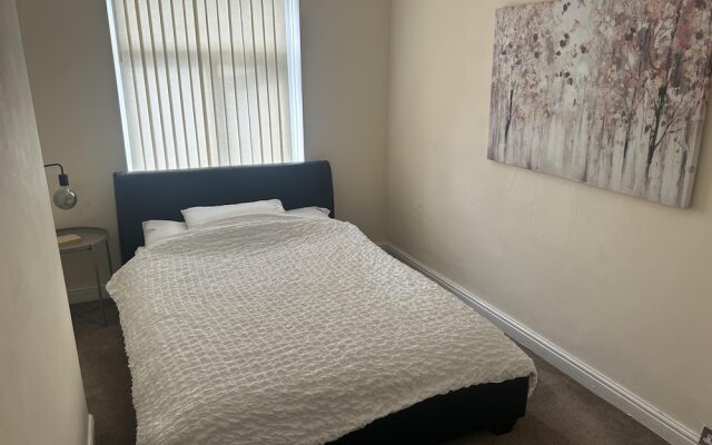 Manchester, Levenshulme, Entire House, Sleeps 7max