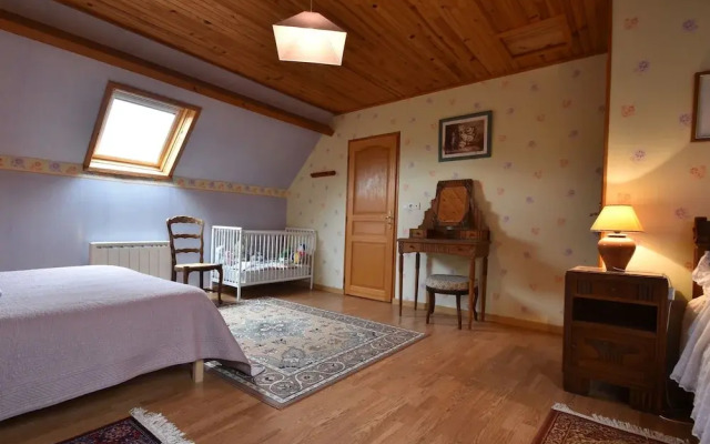 Cozy Holiday Home in Gourbesville France with Fireplace