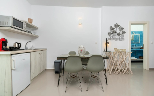 Aerenia Suites