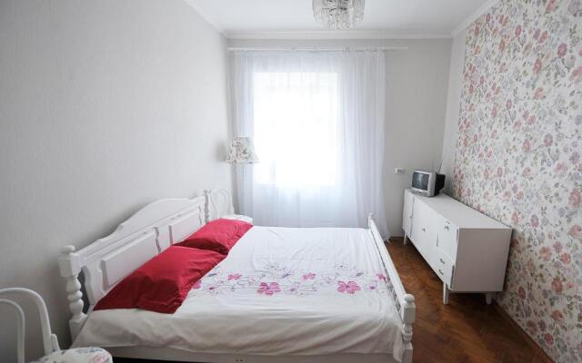 Apartment - Lesi Ukrainky Street